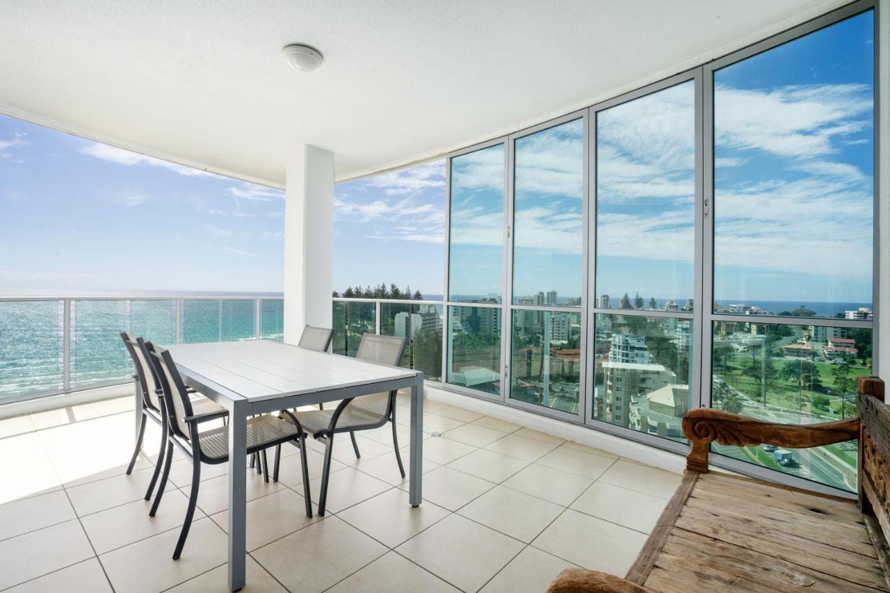 Reflection On The Sea Hotel Coolangatta Exterior photo