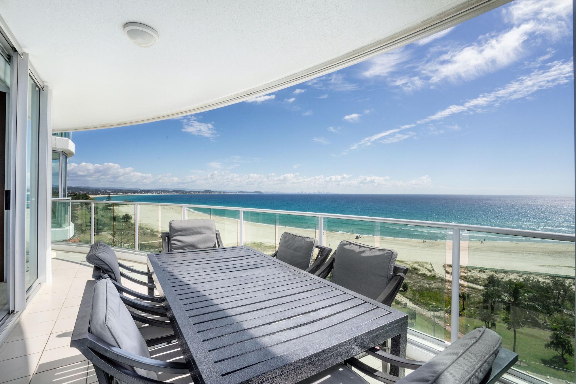 Reflection On The Sea Hotel Coolangatta Exterior photo