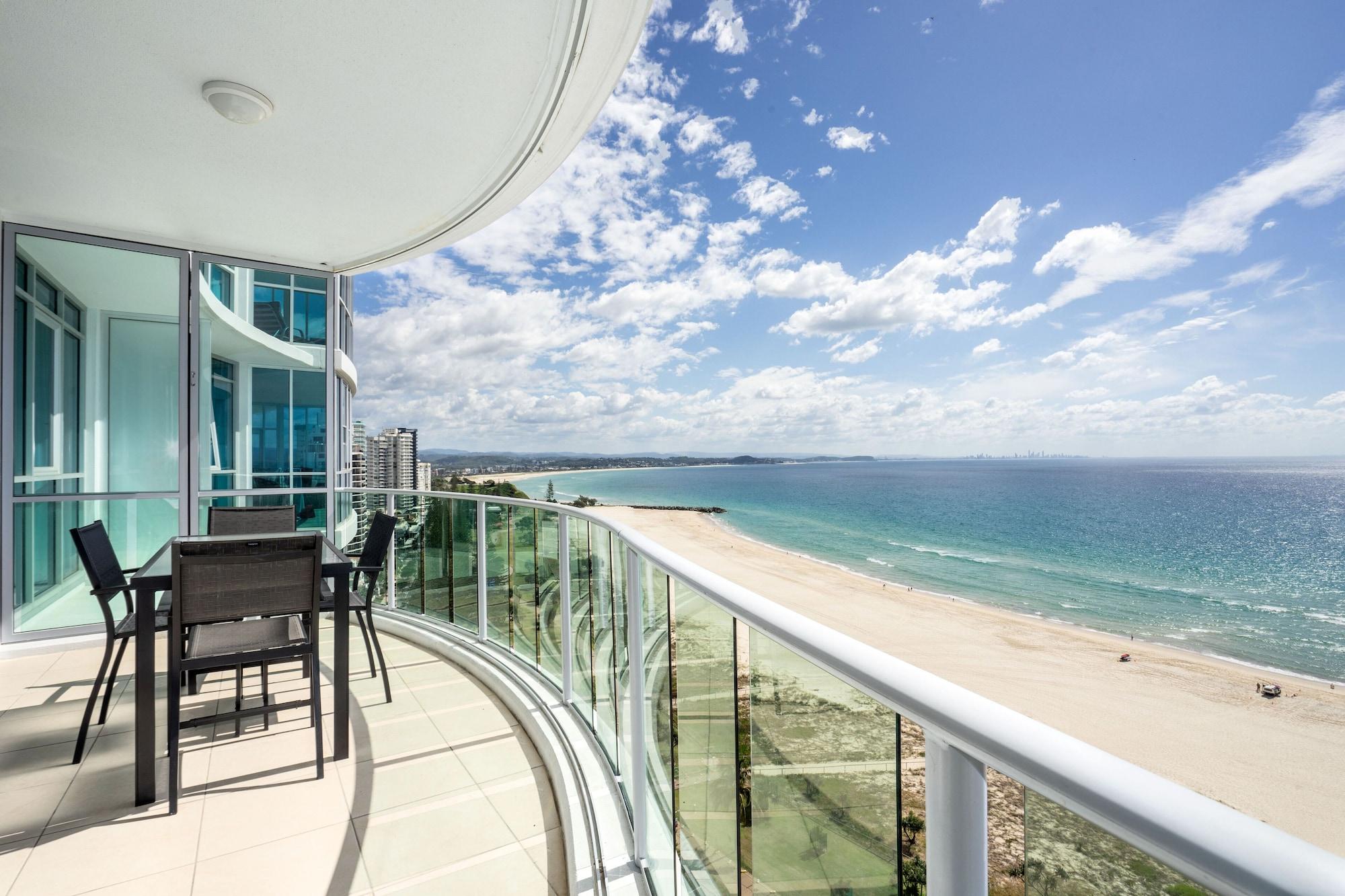 Reflection On The Sea Hotel Coolangatta Exterior photo