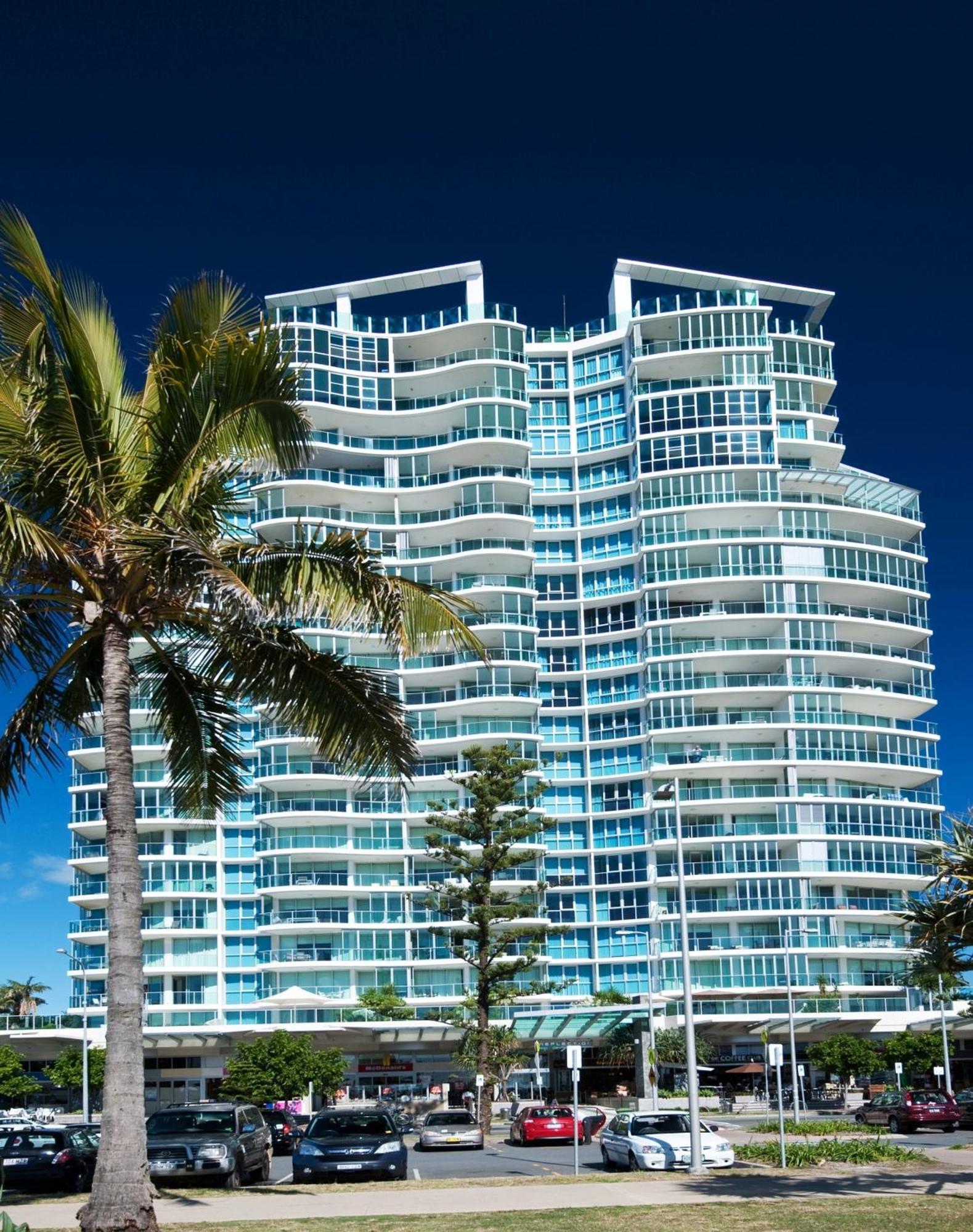 Reflection On The Sea Hotel Coolangatta Exterior photo